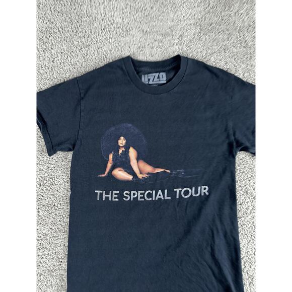 Lizzo The Special Tour Shirt Mens Small Black 2023 Europe Concert Band Tee Music - Picture 3 of 9